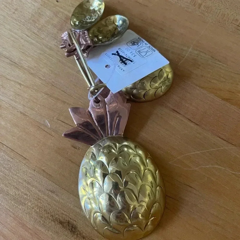 NWT Anthropologie Brass Pineapple Measuring Spoons